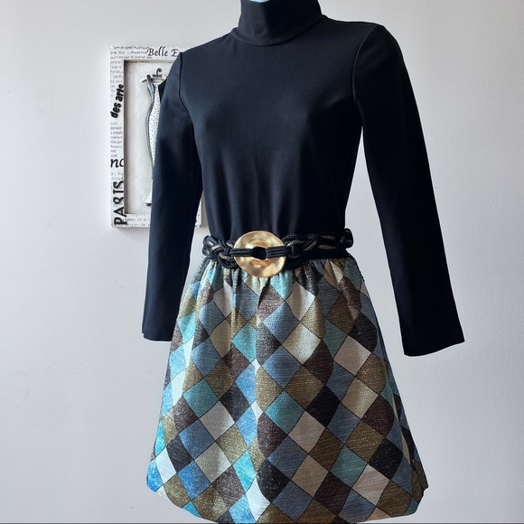 Alice + Olivia Dresses & Skirts - NWOT Alice + Olivia Scoop Black Diamond Metallic Long Sleeve Mini Dress Size M